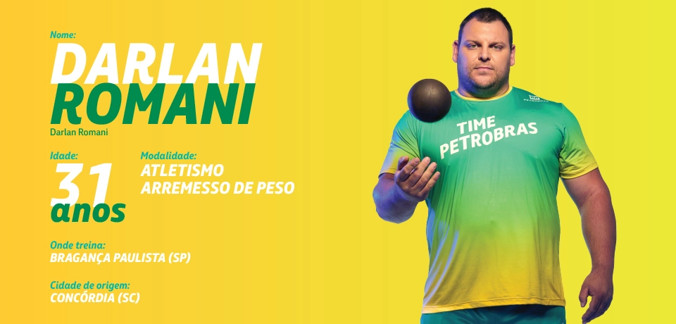 Toquinha posing for the photo wearing a T-shirt with the words 'Petrobras Team' stamped on it.