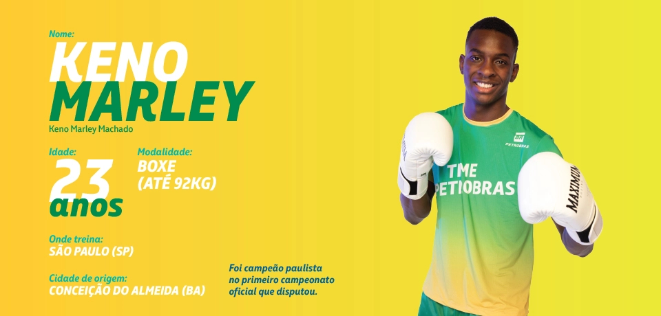 Carol Santiago posing for the photo wearing a T-shirt with the words 'Petrobras Team' stamped on it.