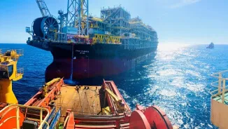 Fotografia de operações offshore da Petrobras.