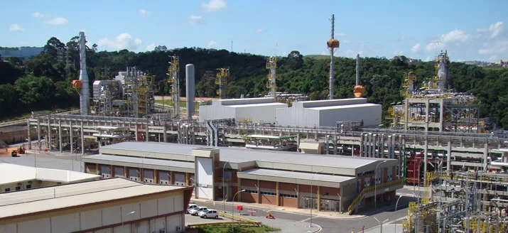Photograph of the Petrobras Capuava Refinery complex