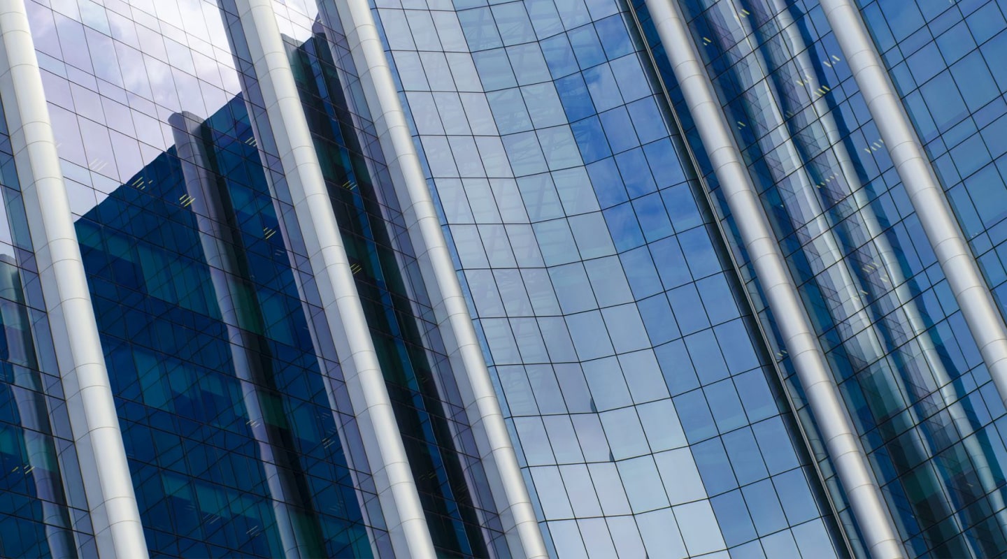 Photo of the facade of Centro Empresarial Senado, where Petrobras directors work.