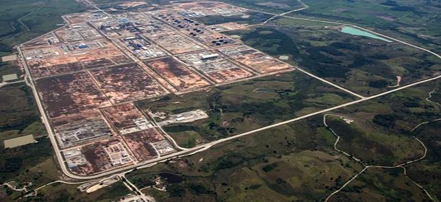 Aerial photo of the GasLub Refinery