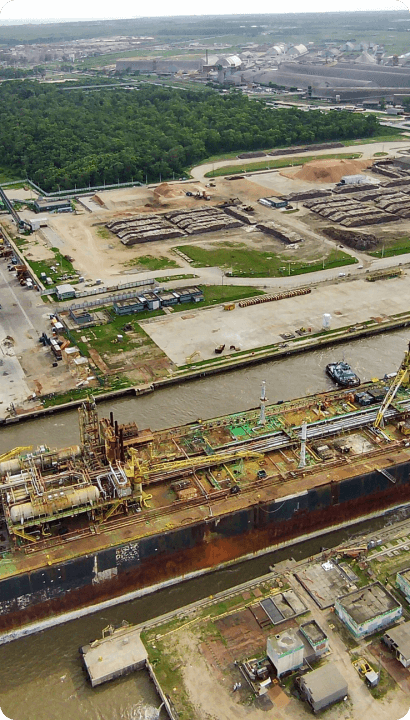 Daytime aerial photo of Petrobras outdoor operations.