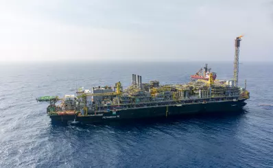 Offshore oil platform used in pre-salt exploration.