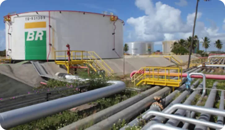 Picture of the Petrobras logistics terminal in Maceió.